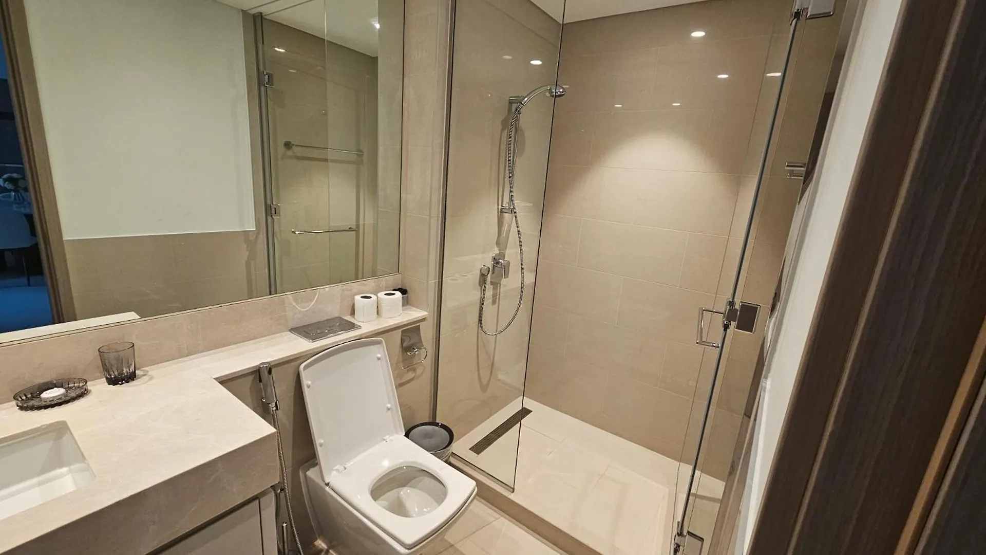 Mh - Act Tower - Downtown - 2Br- Ref 403 Apartment Dubai 0*,  United Arab Emirates